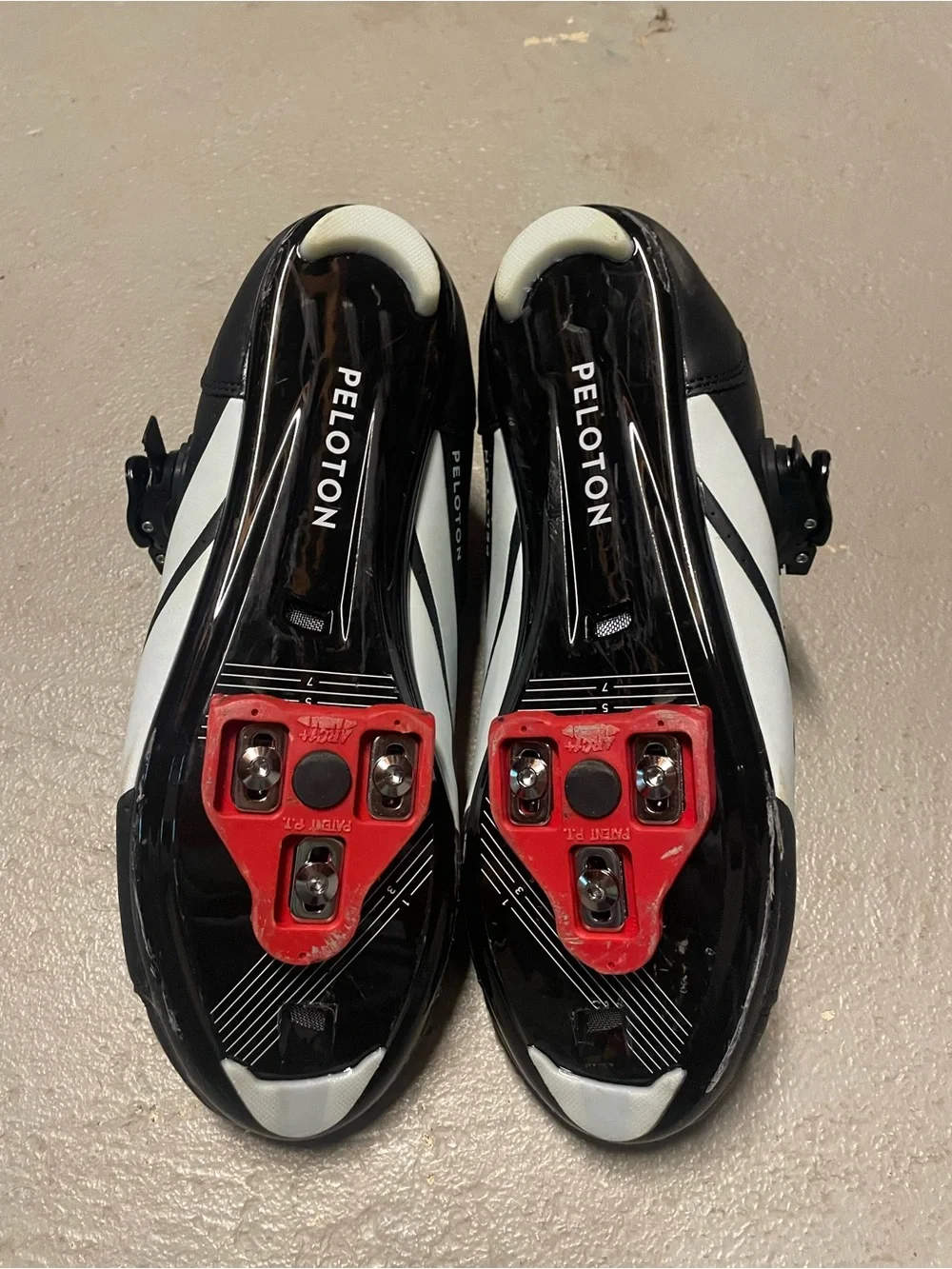 Peloton Black Athletic Cycling Shoes with Red Lining